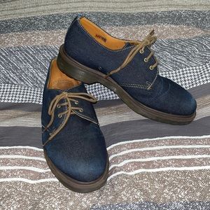 Dr Martens  shoe